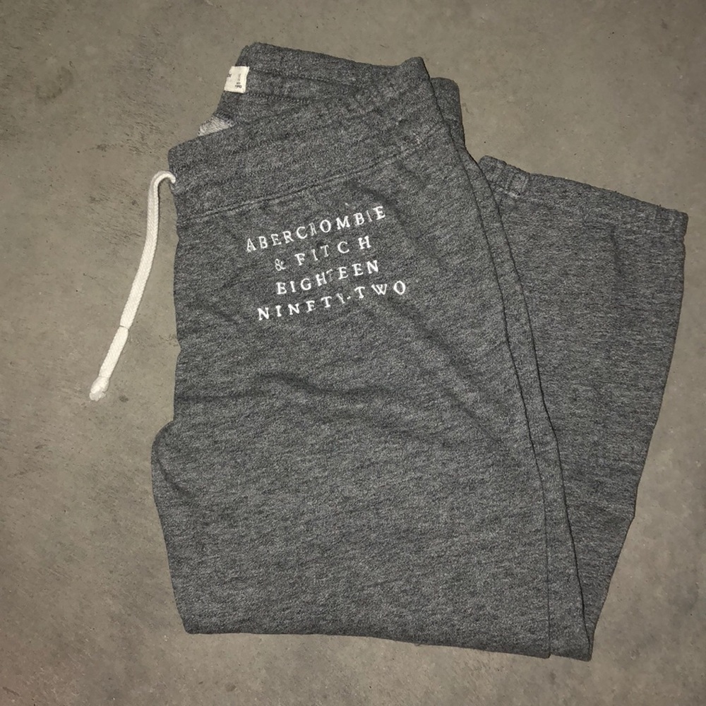 Abercrombie & Fitch joggers!